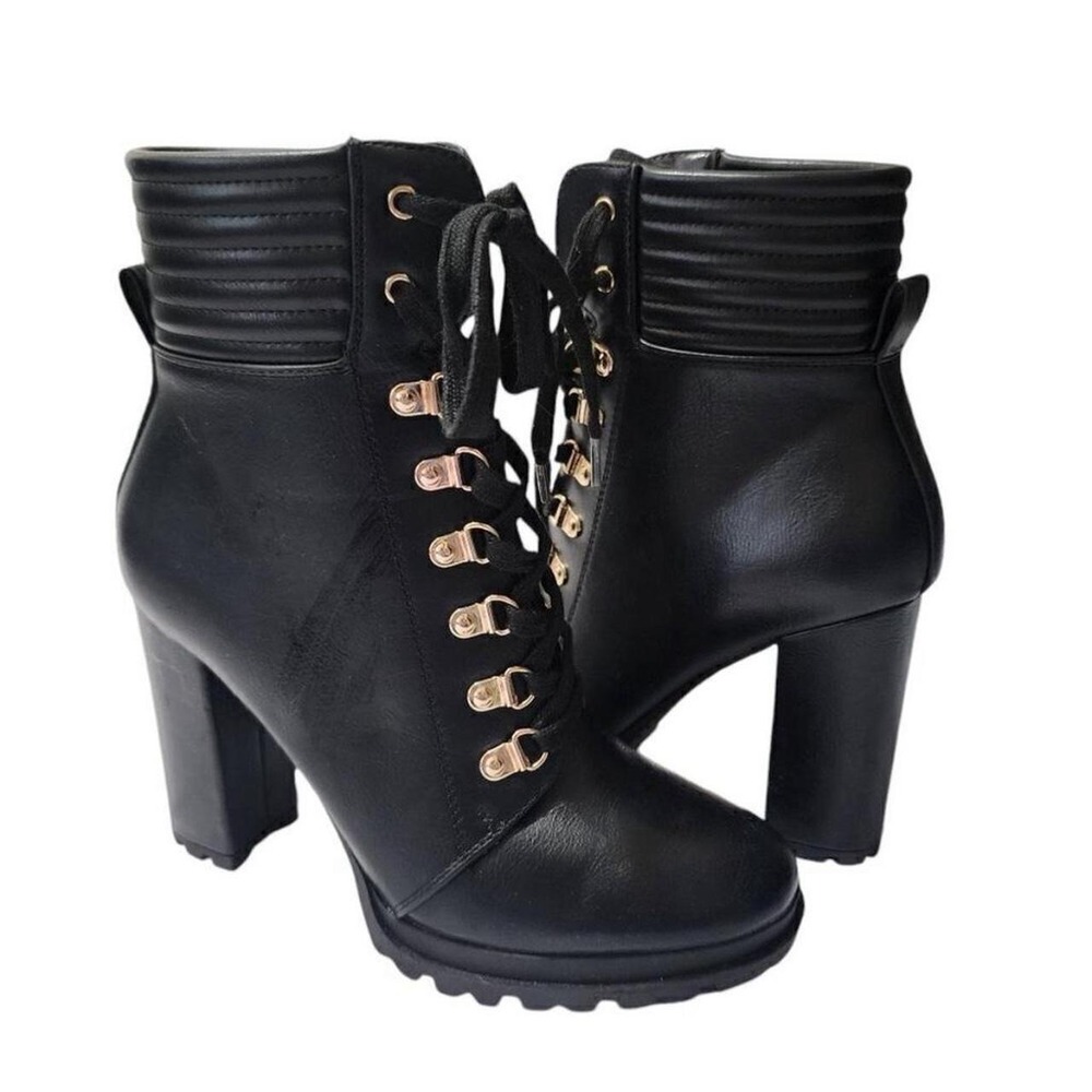 Shandee-E Black Onyx Lace Up Platform Ankle Booties Gold Accents Size 9.5